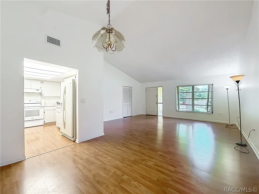 Photo of 255 Pine Street