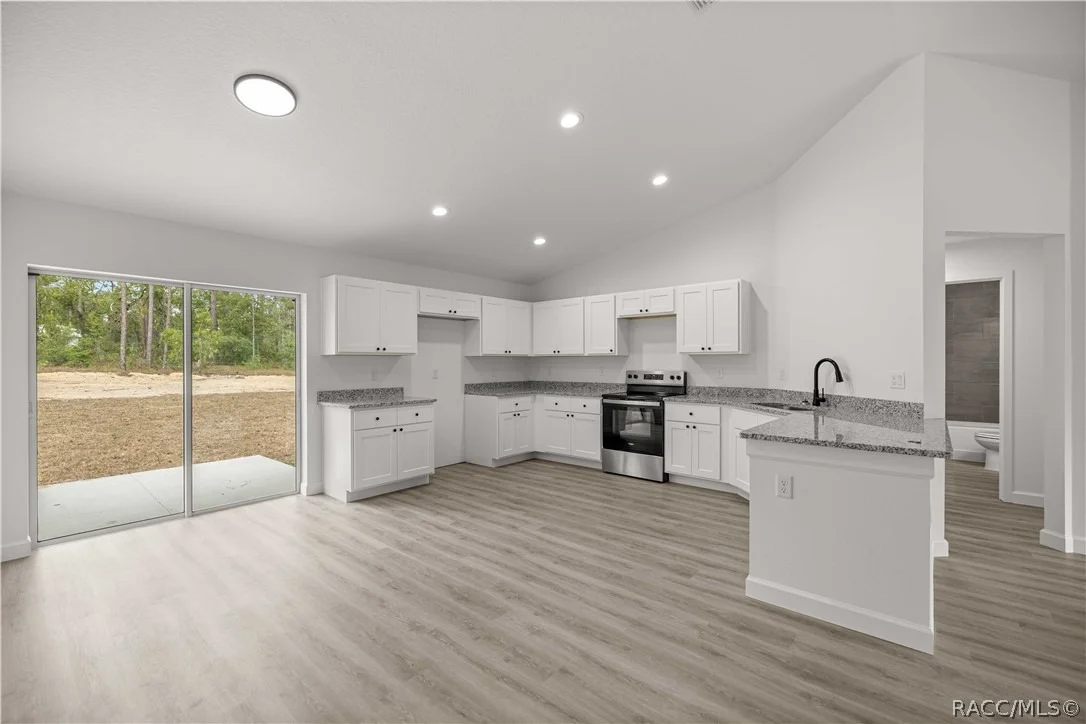 Photo of 1281 SW Willow Road Ext