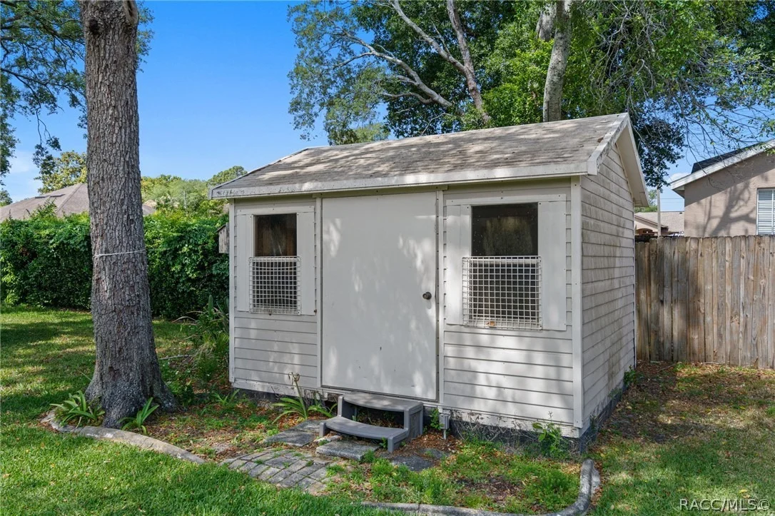 Photo of 1241 Persian Avenue