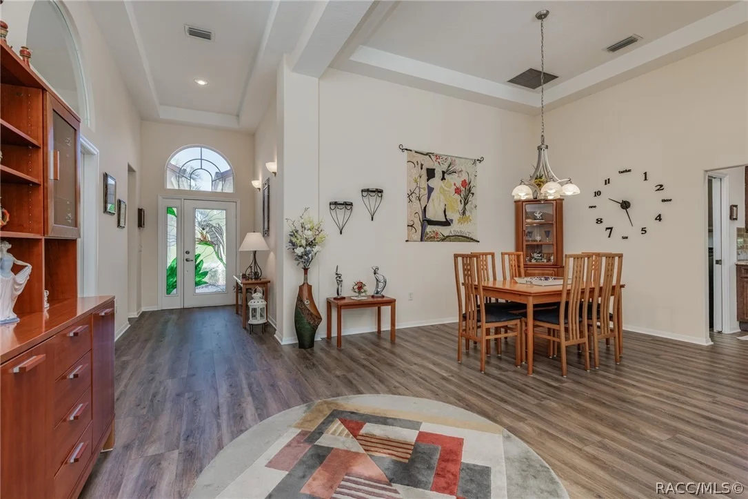 Photo of 639 W Doerr Path
