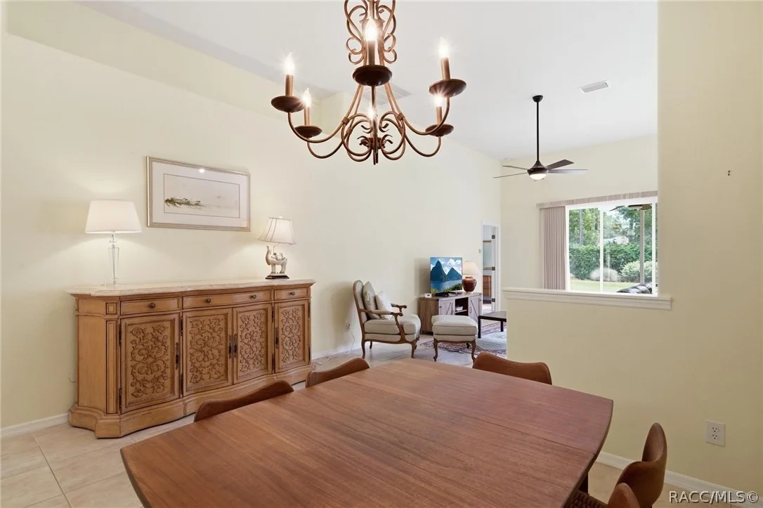 Photo of 1720 W Laurel Glen Path