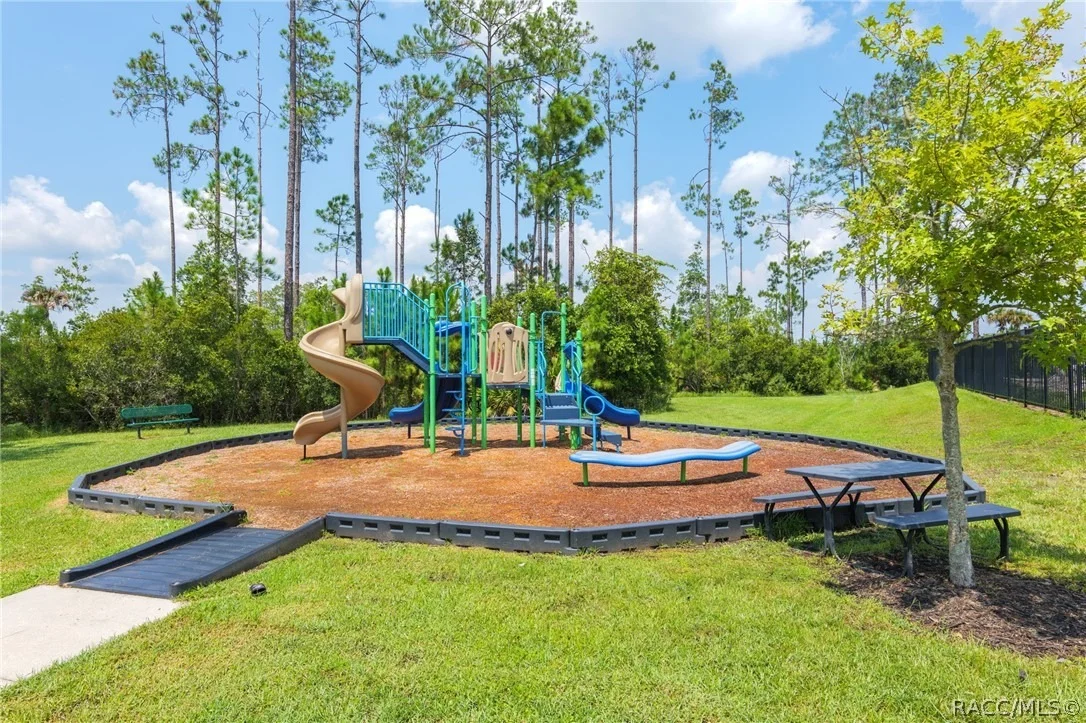 Photo of 121 Nighthawk Lane