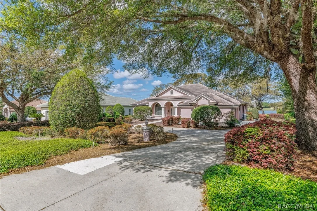Photo of 1905 N Eagle Chase Drive