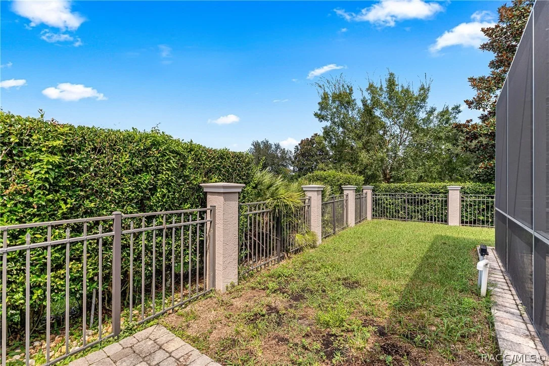 Photo of 1815 W Herick Court