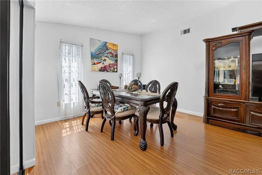 Photo of 5579 W Pine Circle