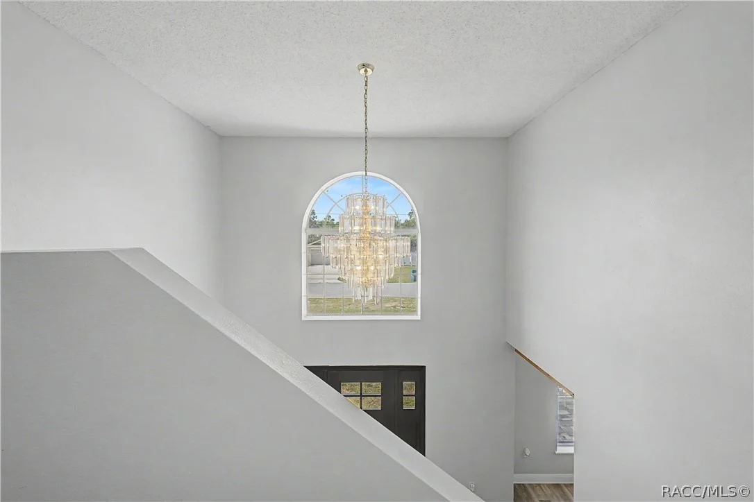Photo of 1382 Larkin Road