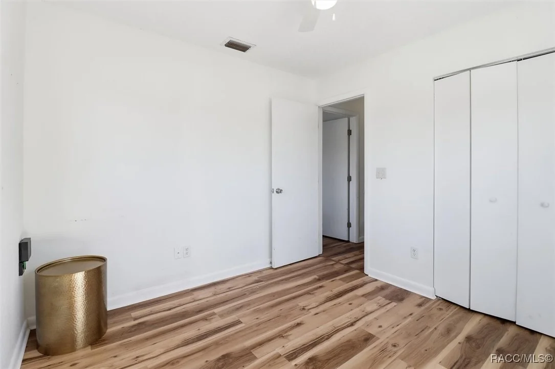 Photo of 5284 Springwood Road