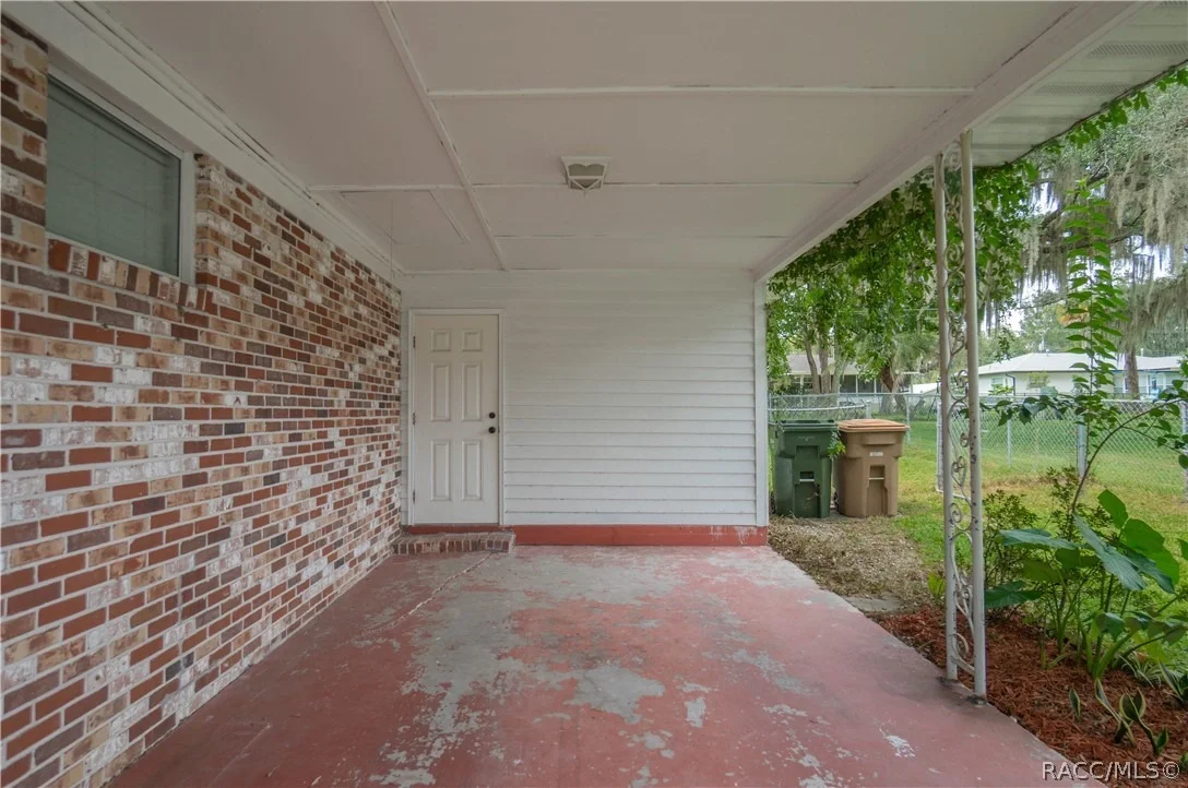 Photo of 658 SE 33rd Avenue