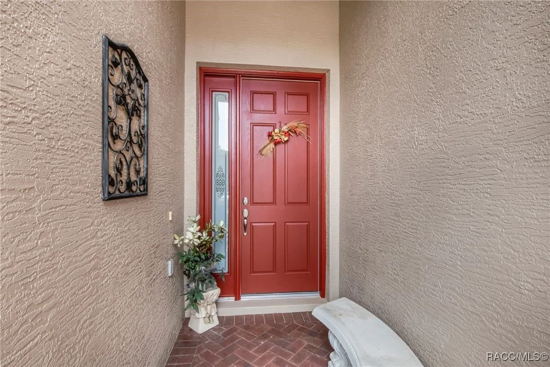 Photo of 1052 W DIAMOND SHORE Loop