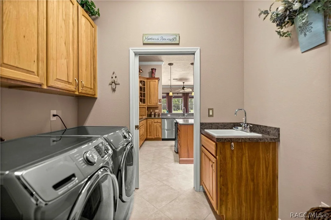 Photo of 1611 N Dimaggio Path