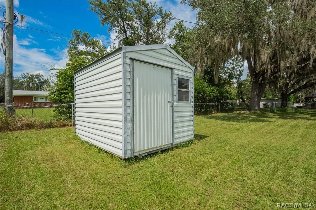 Photo of 658 SE 33rd Avenue