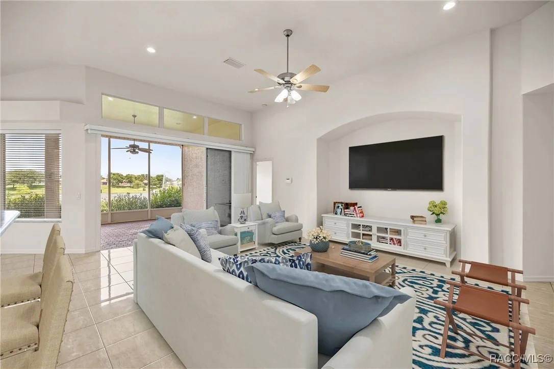 Photo of 1328 W Diamond Shore Loop