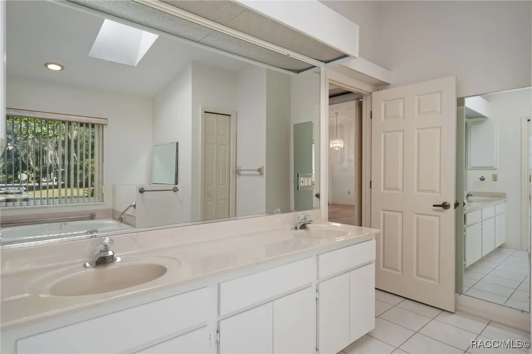 Photo of 3059 N Chandler Drive