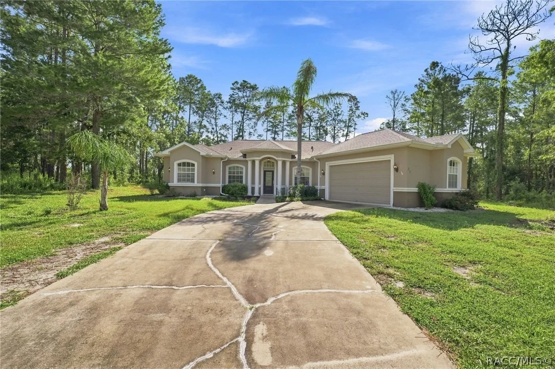 Photo of 25 Sanders Circle