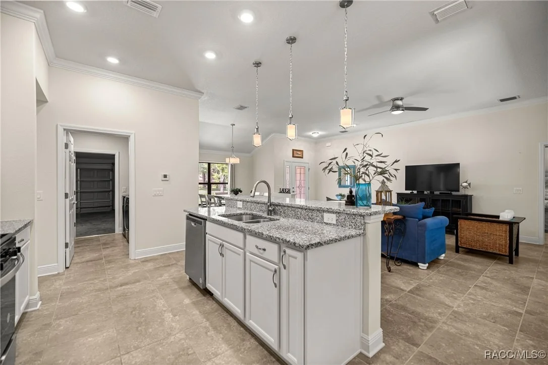 Photo of 3153 N Chandler Drive