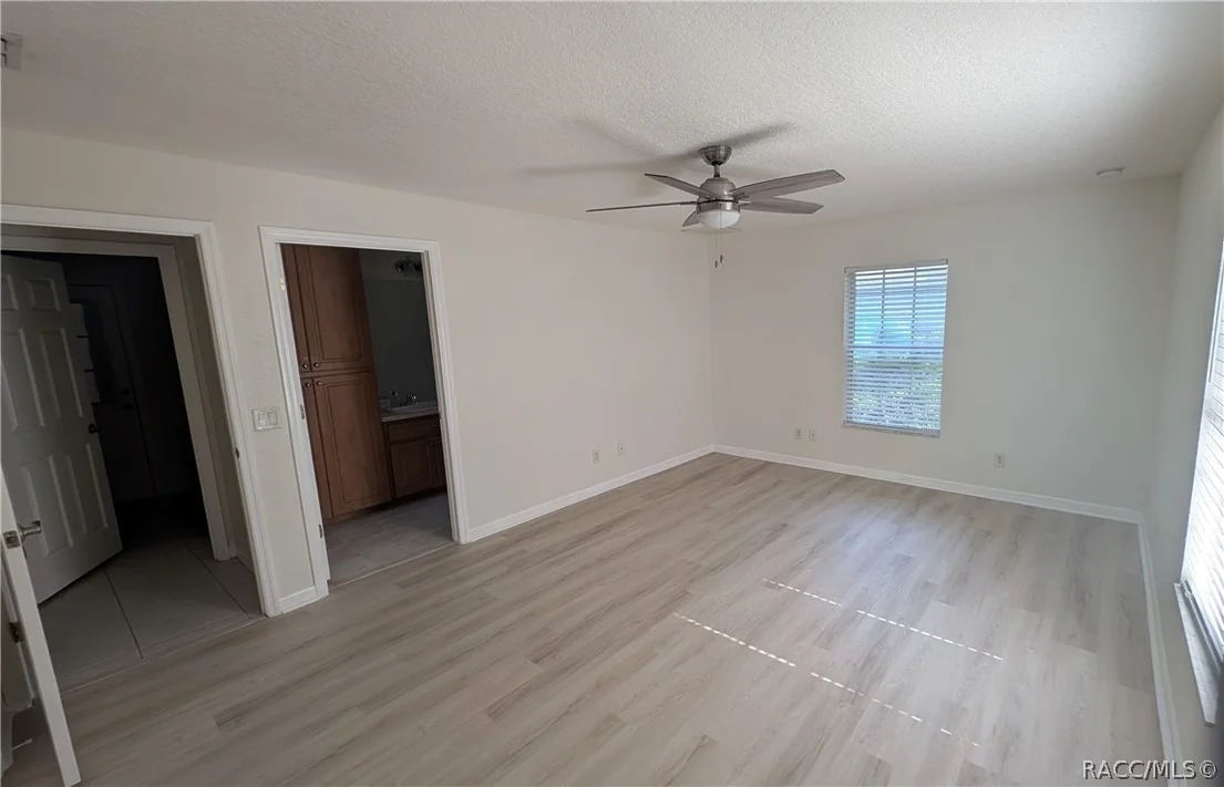 Photo of 4023 N Eagle Nest Point