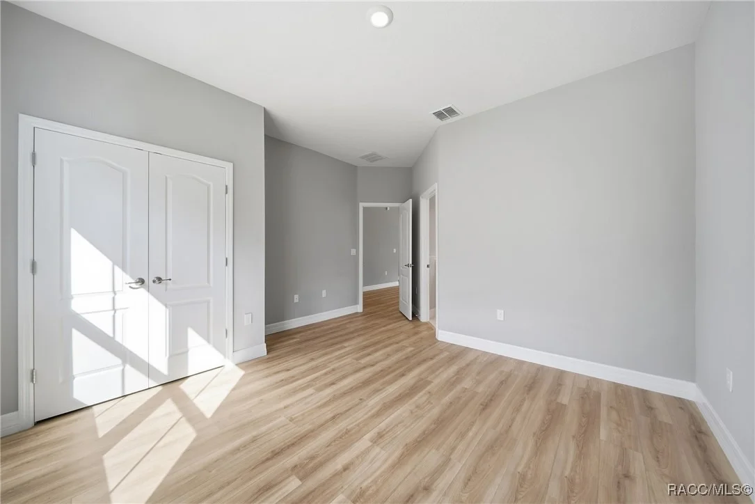 Photo of 32 Glenridge Circle