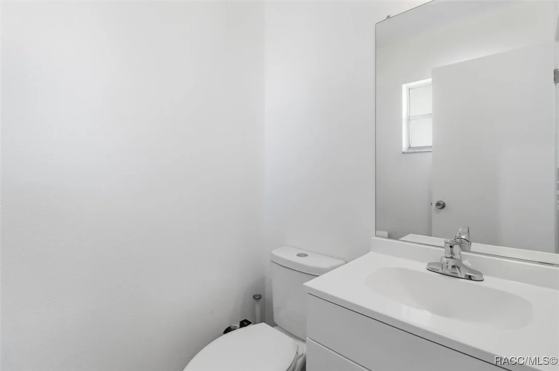 Photo of 5284 Springwood Road