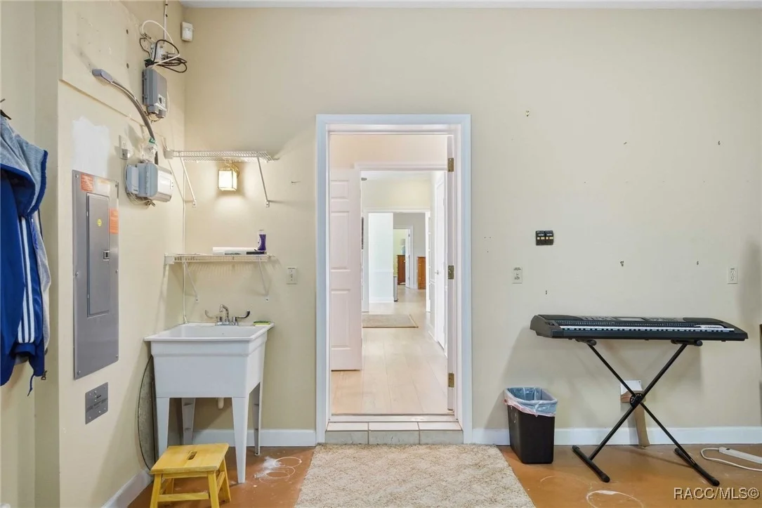 Photo of 1200 N Annapolis Avenue