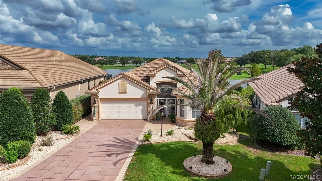 Photo of 1426 W Crossview Way