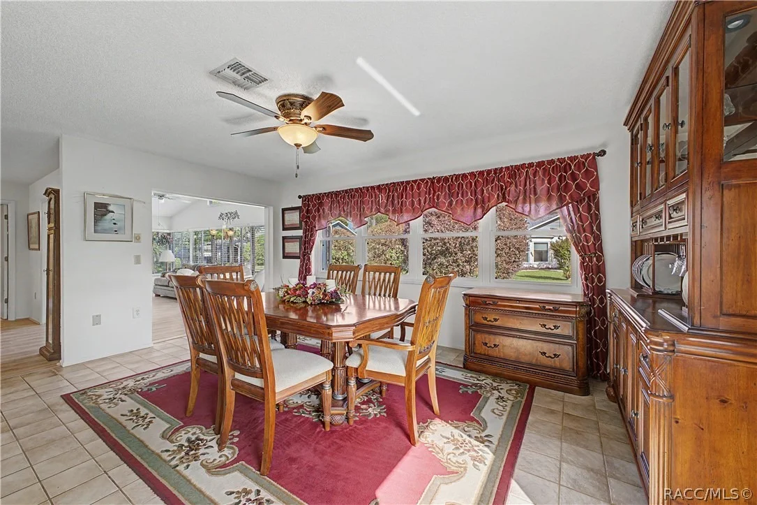 Photo of 6347 Darien Way