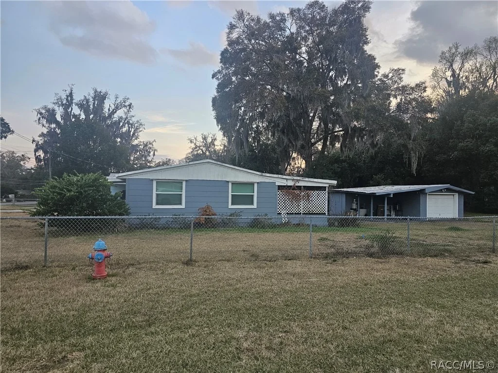 Photo of 706 SE 32nd Avenue