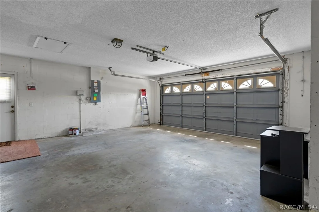 Photo of 1241 Persian Avenue