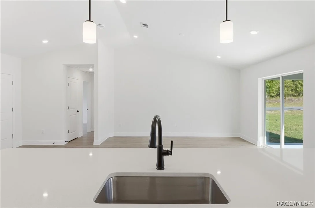 Photo of 2389 W Pinegrove Drive