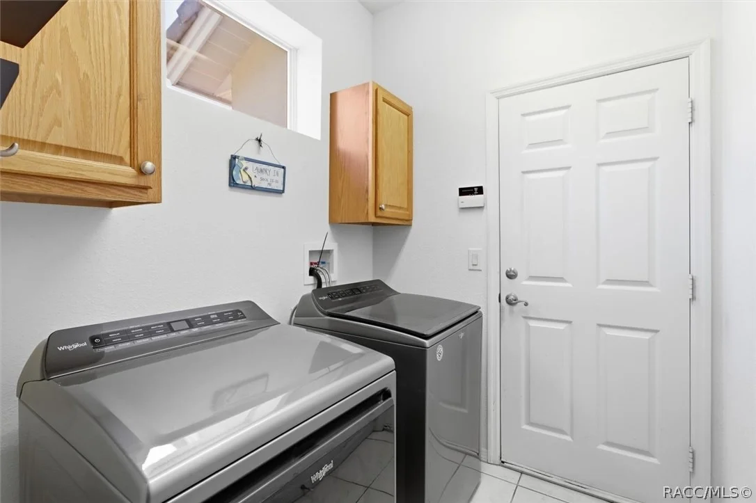 Photo of 1683 N Shadowview Path