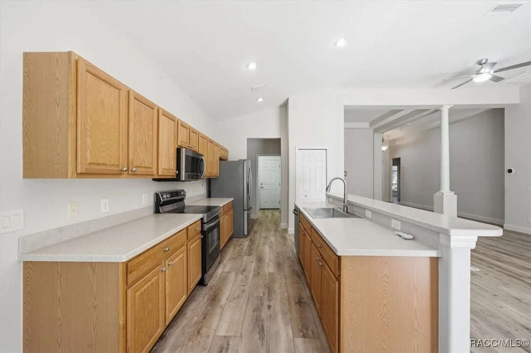 Photo of 1650 W Laurel Glen Path