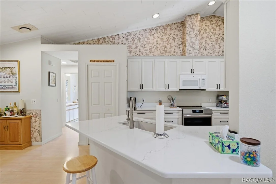 Photo of 25 N Aspen Point