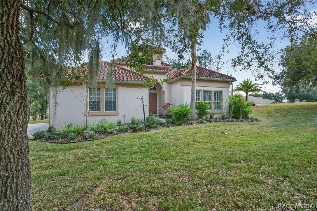 Photo of 2257 N Hickory Glen Point
