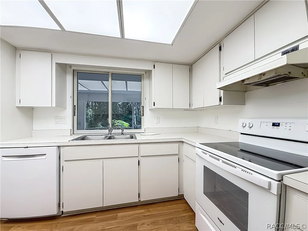 Photo of 255 Pine Street