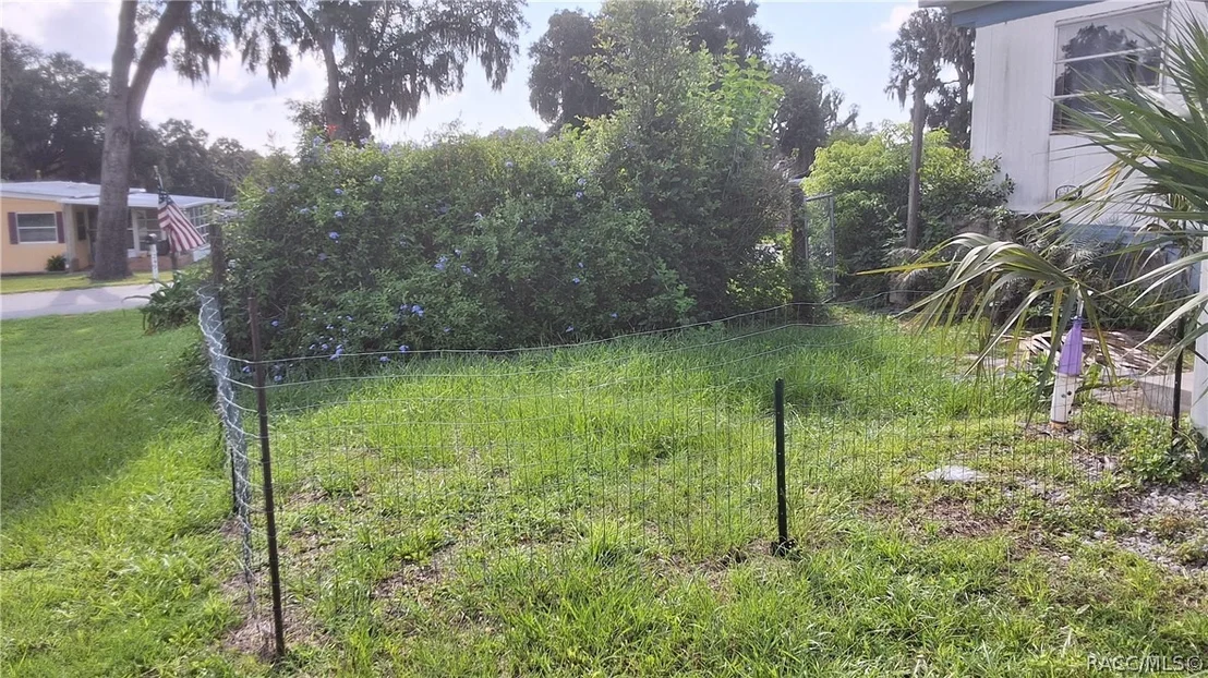Photo of 2488 Park Point