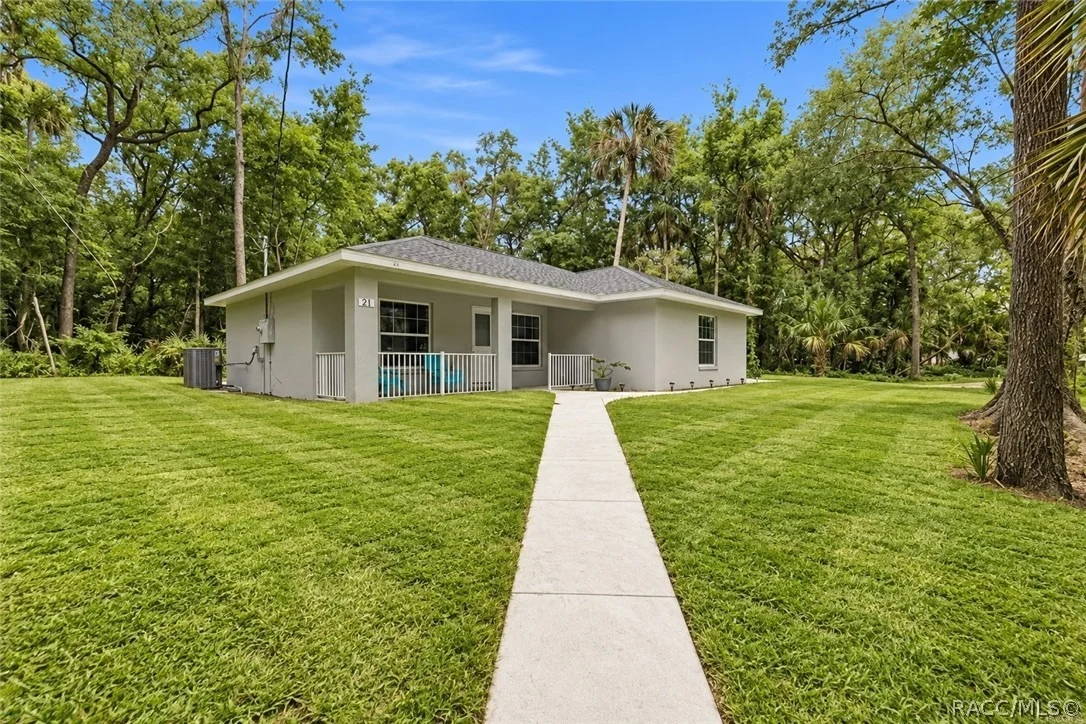 Photo of 21 River Trail Drive