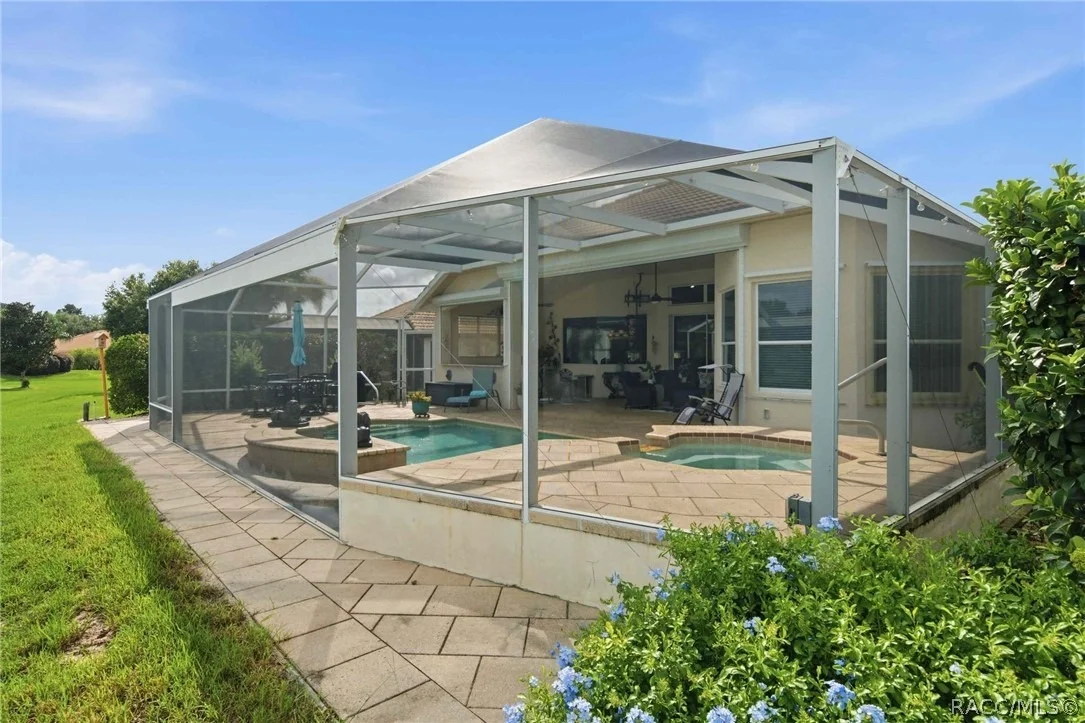Photo of 1426 W Crossview Way