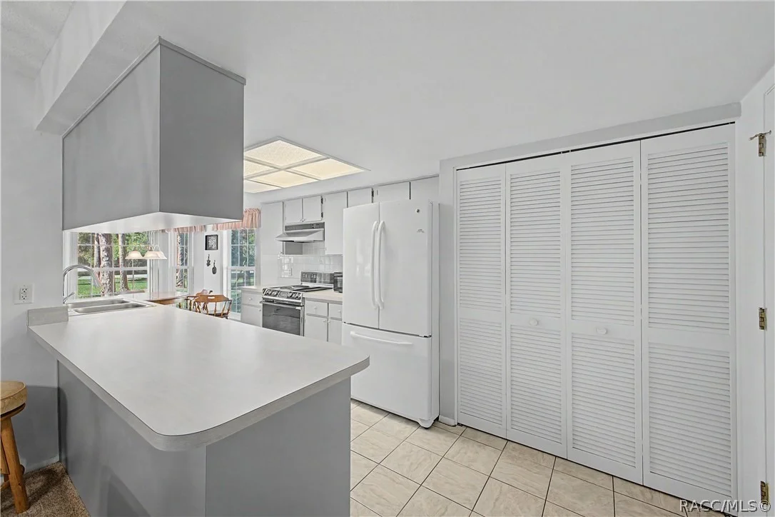 Photo of 7088 Crown Oaks Drive