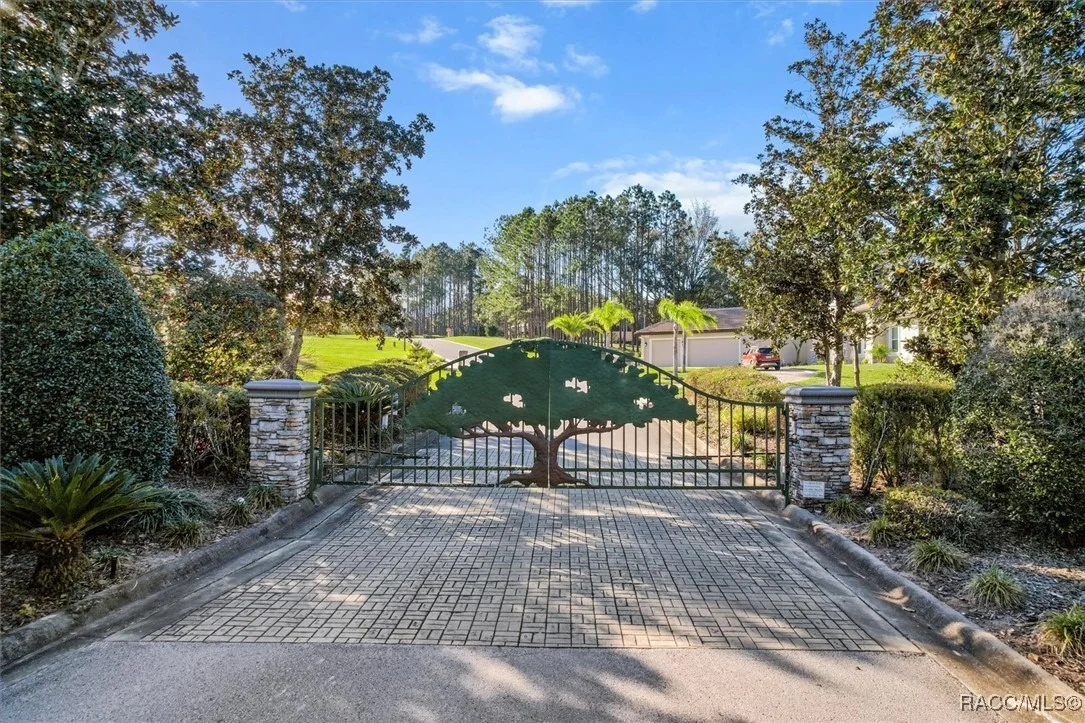 Photo of 50 W Glen Arbor Lane