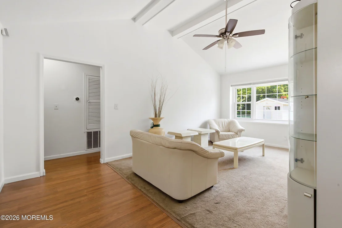 Photo of 17 Knoll Terrace