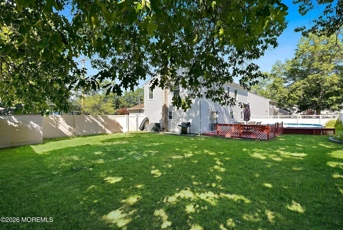 Photo of 1450 Davidson Avenue