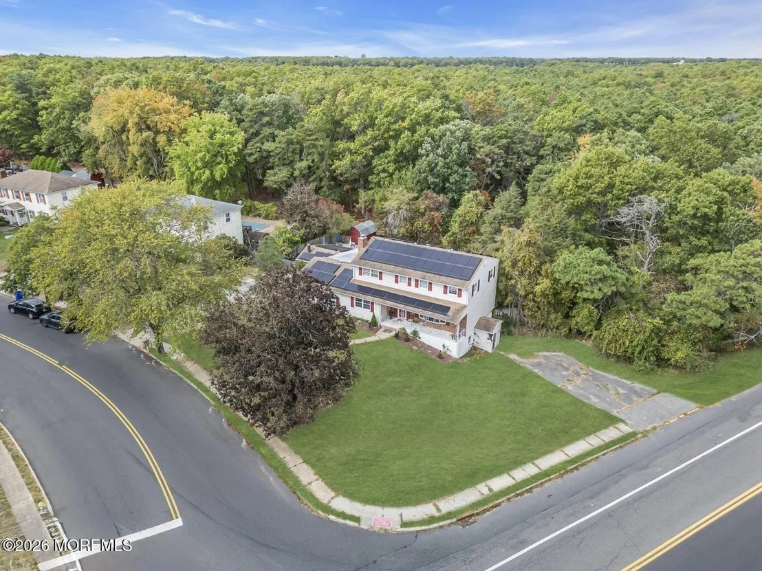 Photo of 151 Cardinal Drive