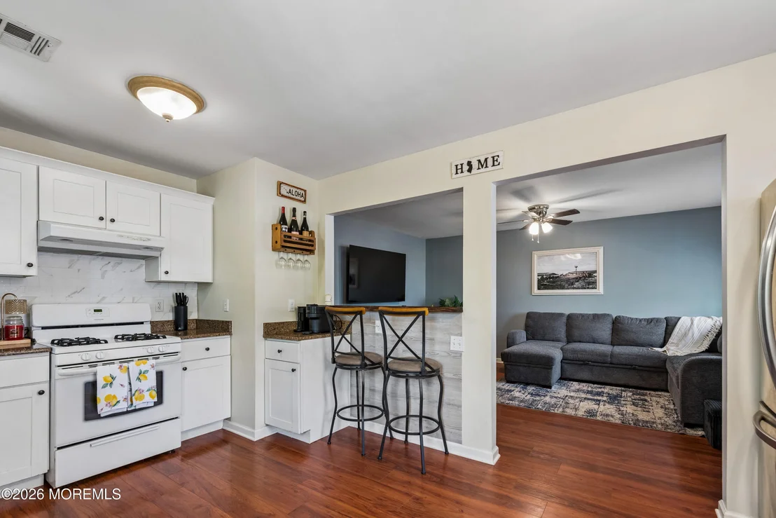 Photo of 131 Bayview Drive