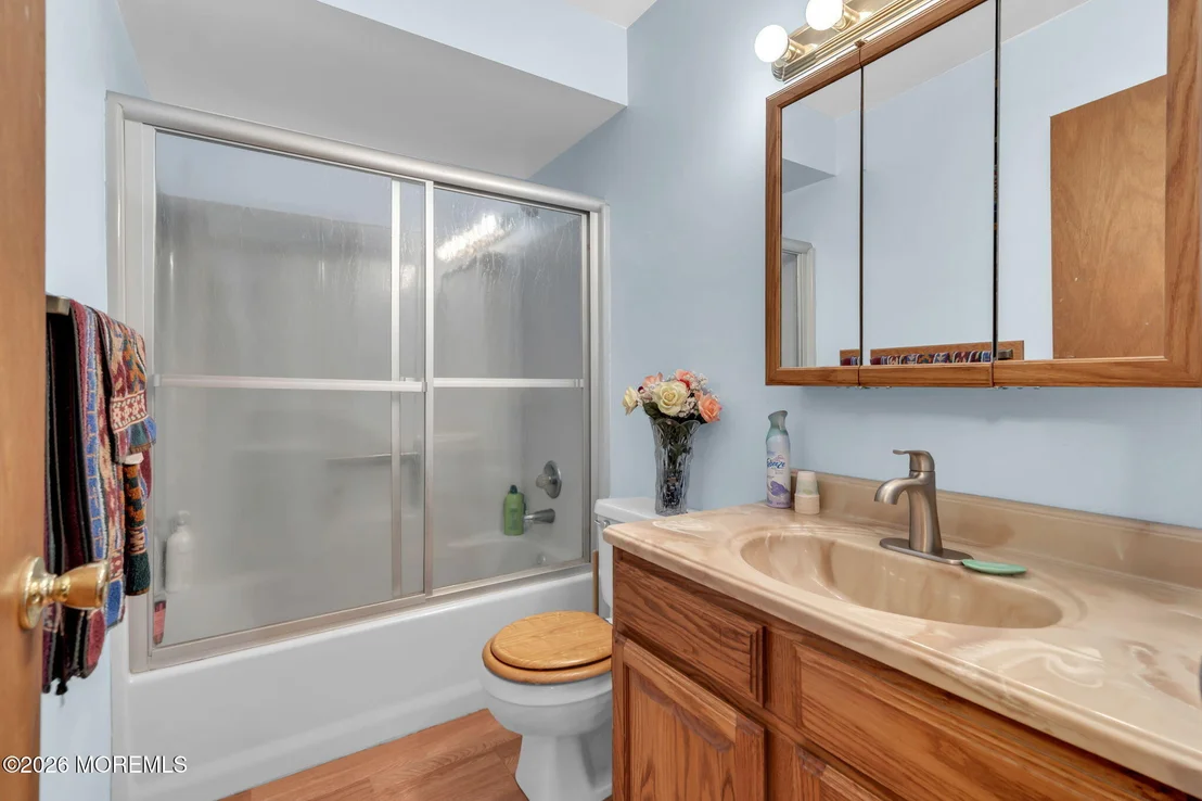 Photo of 177 Cedar Swamp Road