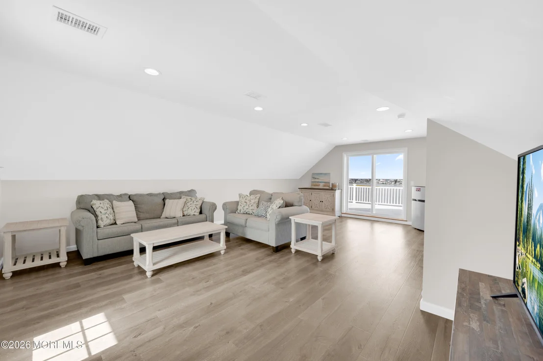 Photo of 412 6th Avenue