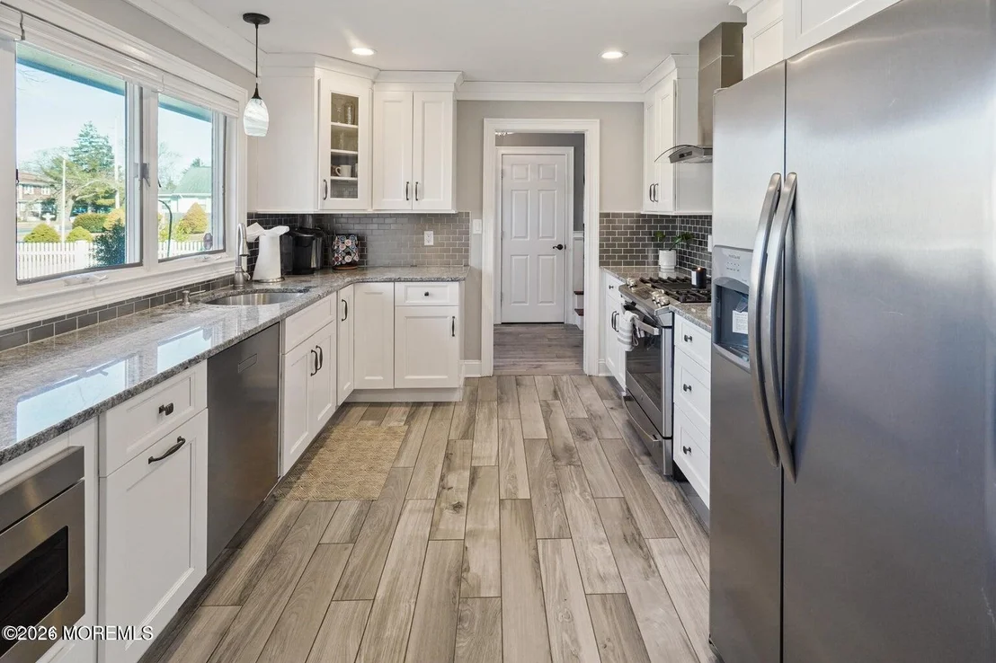Photo of 437 Adamston Road