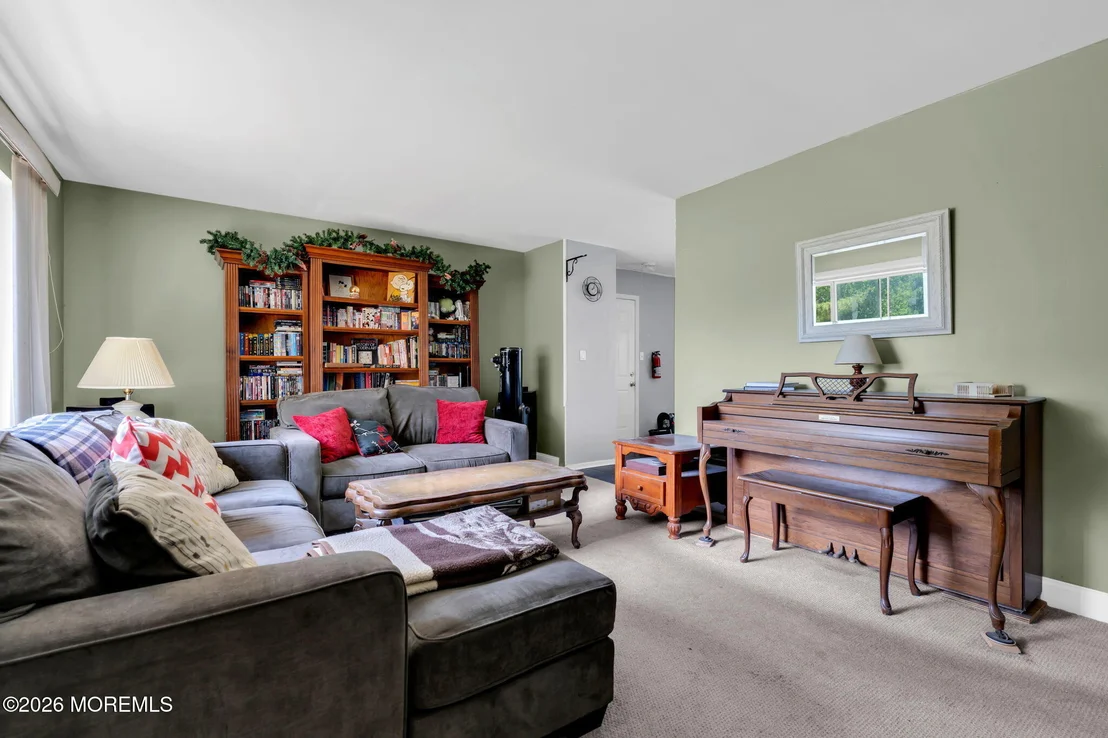 Photo of 100 Susan Drive