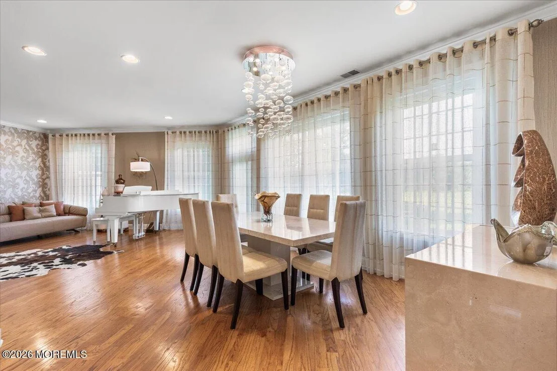 Photo of 170 Shinnecock Drive