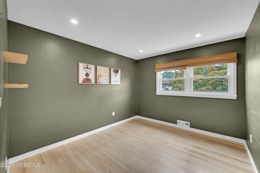 Photo of 406 Midstreams Road