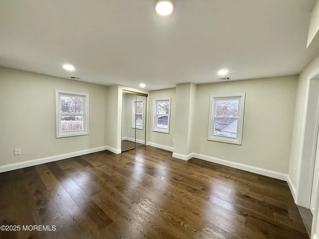Photo of 30 Maple Avenue