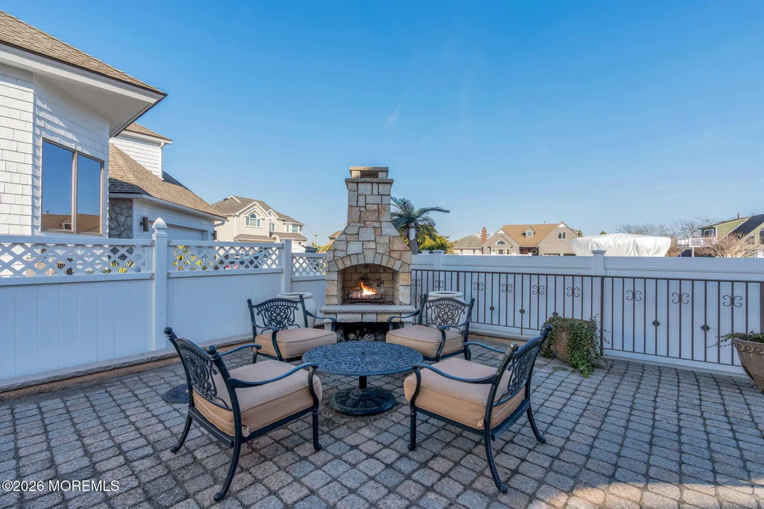 Photo of 342 Aldo Drive